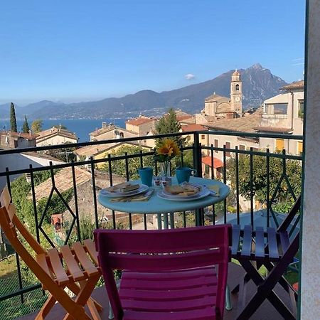 Casa Lisetta, 3-Room Apartment With Lake View Torri Del Benaco Kültér fotó