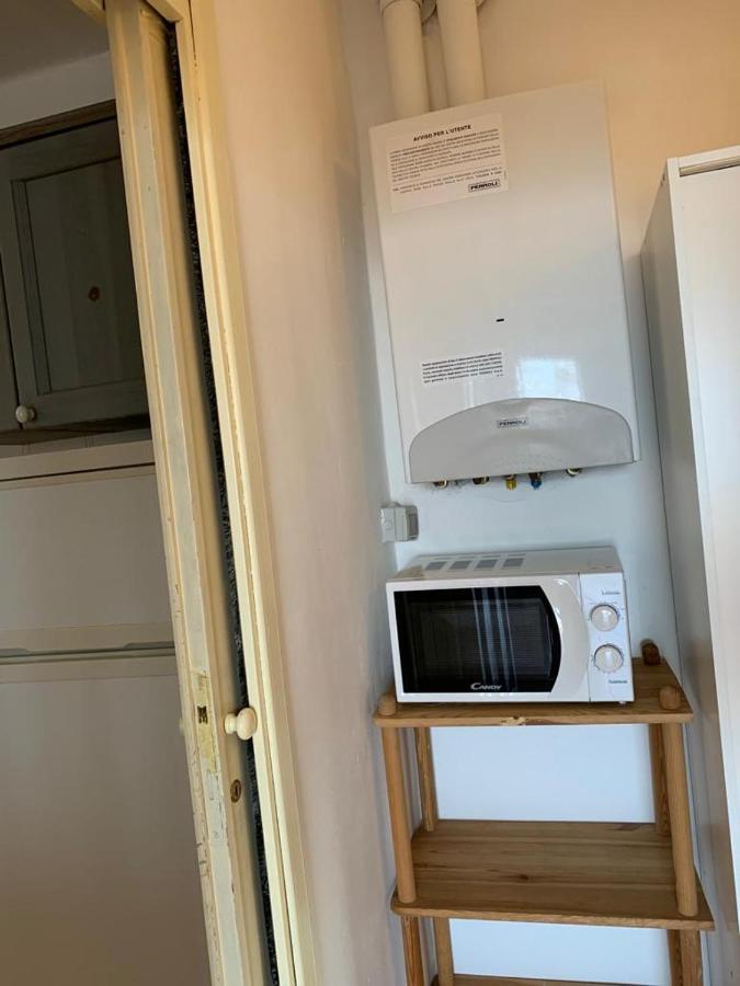 Casa Lisetta, 3-Room Apartment With Lake View Torri Del Benaco Kültér fotó