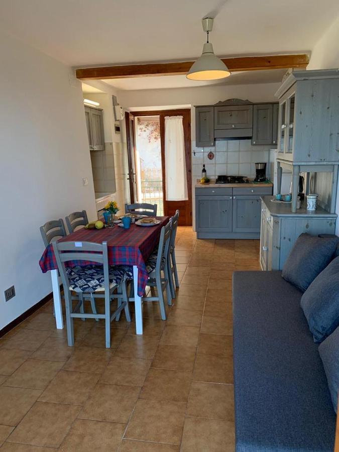 Casa Lisetta, 3-Room Apartment With Lake View Torri Del Benaco Kültér fotó