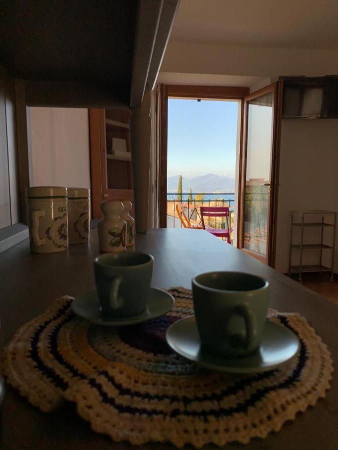 Casa Lisetta, 3-Room Apartment With Lake View Torri Del Benaco Kültér fotó